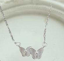 Load image into Gallery viewer, Butterfly Friends Necklace