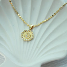 Load image into Gallery viewer, Nautilus Pendant Necklace