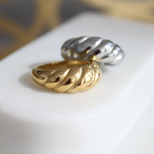 Load image into Gallery viewer, Toni Croissant Ring - Elisa Maree Jewelry