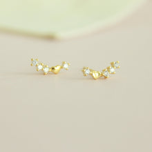 Load image into Gallery viewer, Ity Bity Heart Crawler Stud