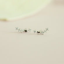 Load image into Gallery viewer, Ity Bity Heart Crawler Stud