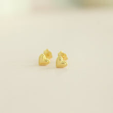 Load image into Gallery viewer, Heartly Stud Earrings
