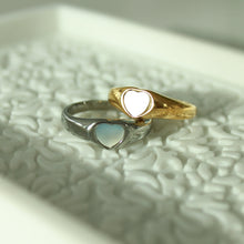 Load image into Gallery viewer, Pearly Heart Ring
