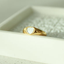 Load image into Gallery viewer, Pearly Heart Ring
