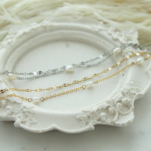 Load image into Gallery viewer, Lolita Pearl Bracelet