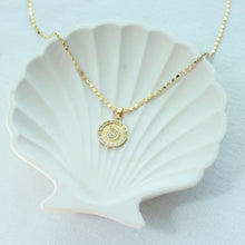 Load image into Gallery viewer, Nautilus Pendant Necklace
