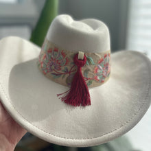 Load image into Gallery viewer, Ladies Cowboy HAT
