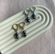 Load image into Gallery viewer, Clara Dainty Seed Pearl Drop Earrings
