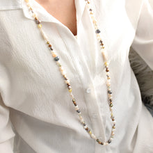 Load image into Gallery viewer, Mother Mixed Colour Pearl Multi Necklace
