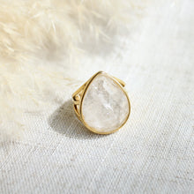 Load image into Gallery viewer, Tear Drop Quartz Ring

