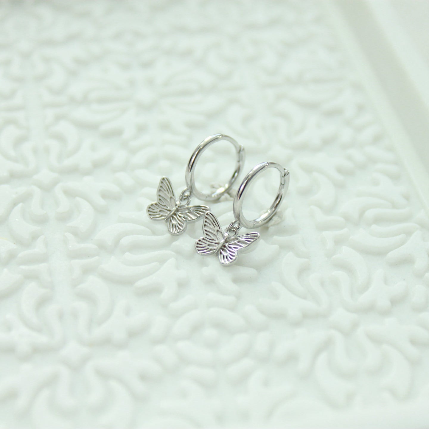 Beautiful Butterfly Drop Earring