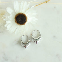Load image into Gallery viewer, Sonia Pointed Hoop
