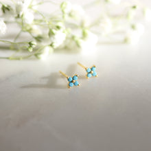 Load image into Gallery viewer, The Clover Stud Earrings
