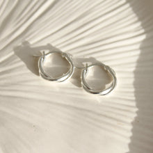 Load image into Gallery viewer, Mini Twist Huggie hoop - Elisa Maree Jewelry
